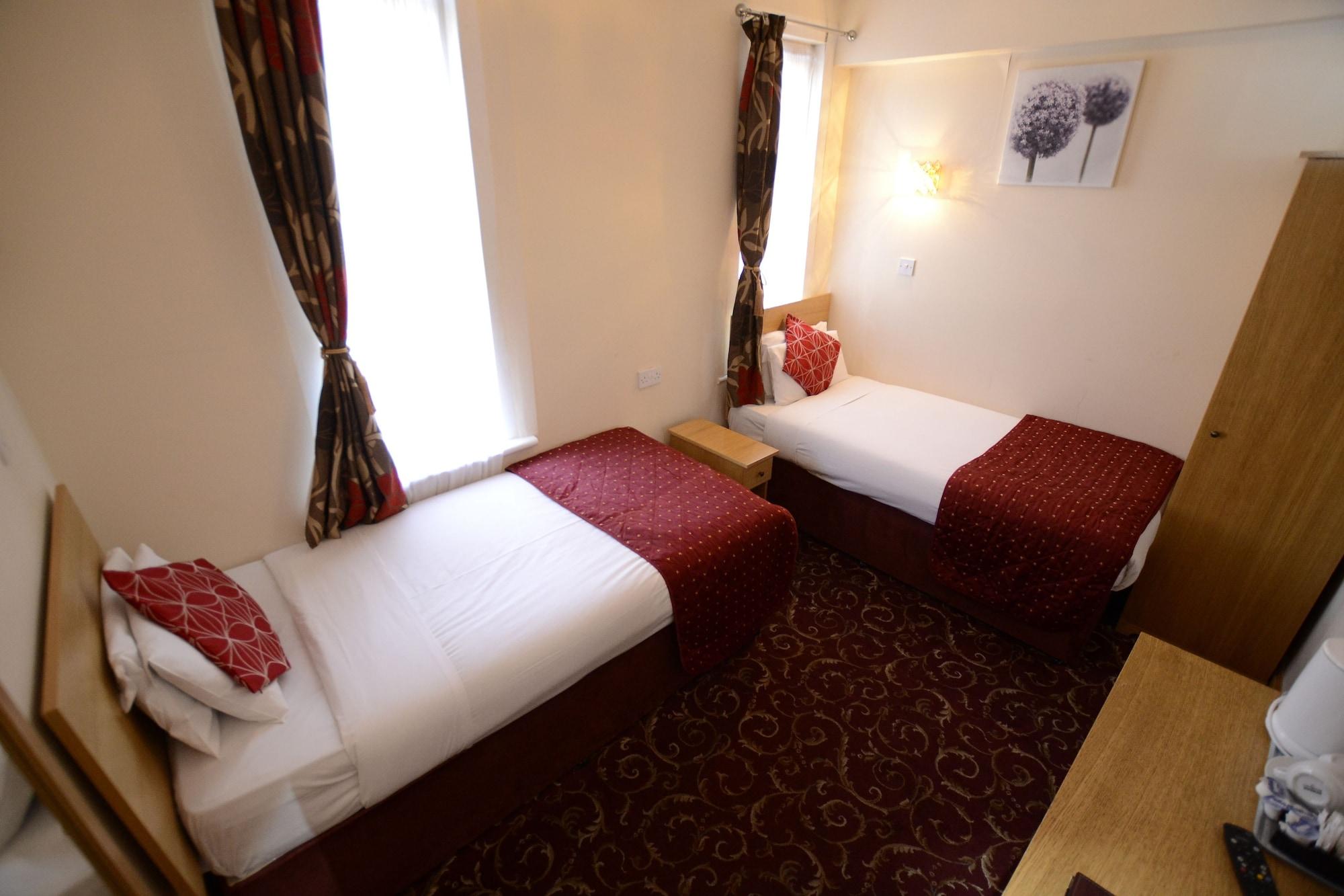 Britannia Inn Hotel Ilford Bagian luar foto