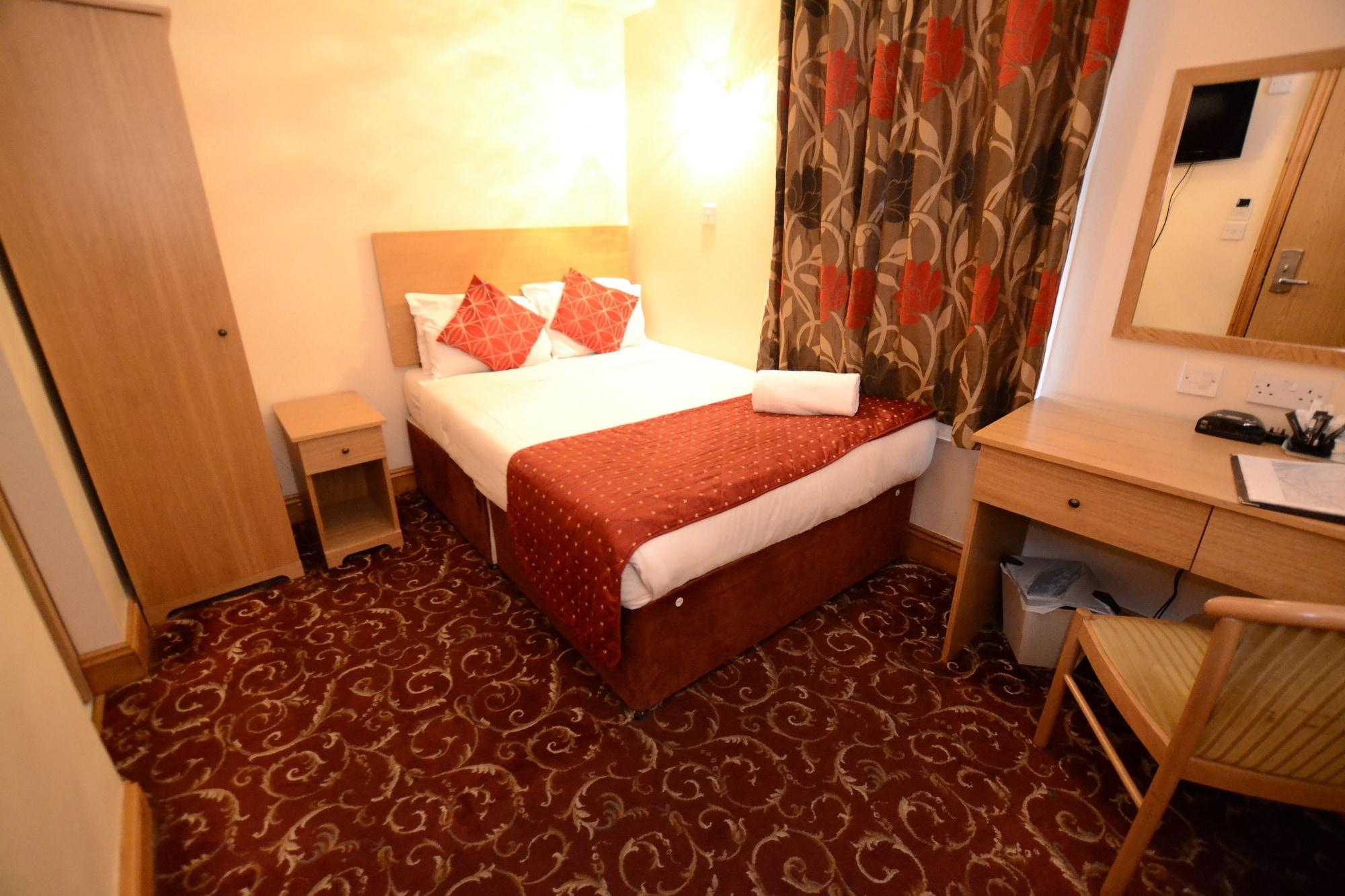 Britannia Inn Hotel Ilford Bagian luar foto