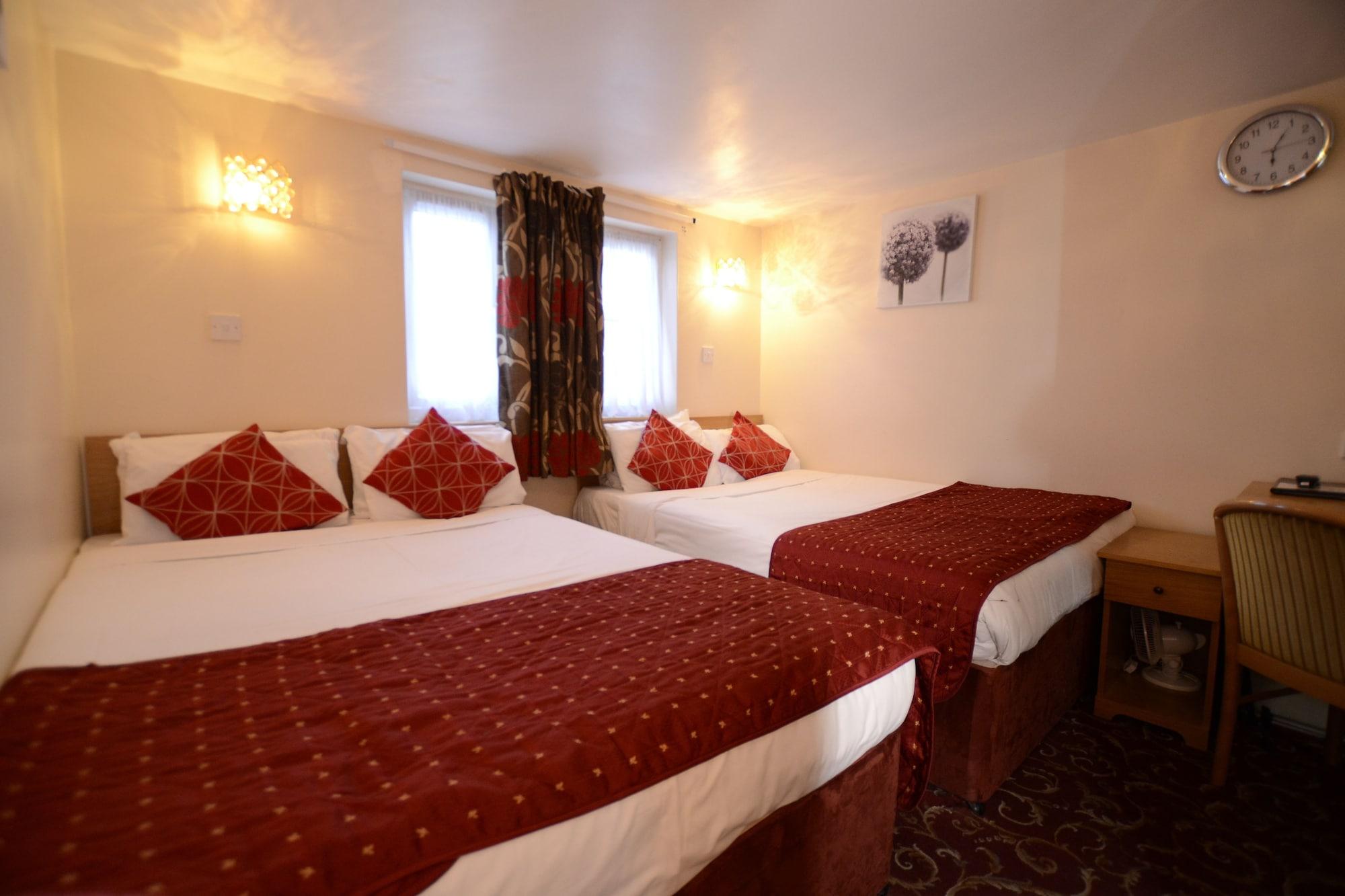 Britannia Inn Hotel Ilford Bagian luar foto